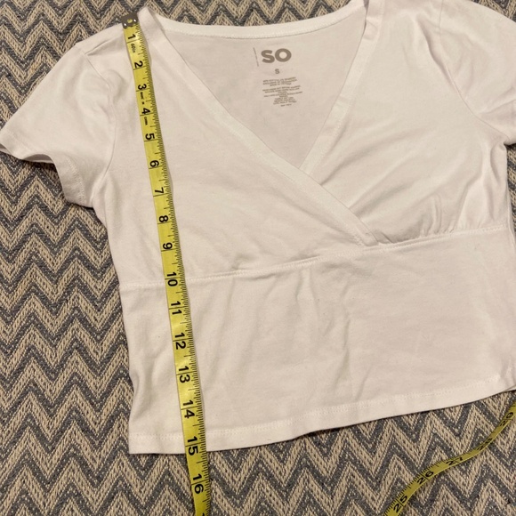 SO White Wrap Crop Top – Size Small - Picture 4 of 4